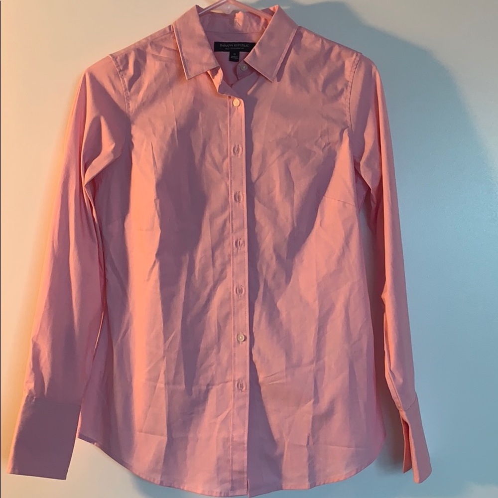 Banana Republic Riley Tailored Fit Pink Shirt